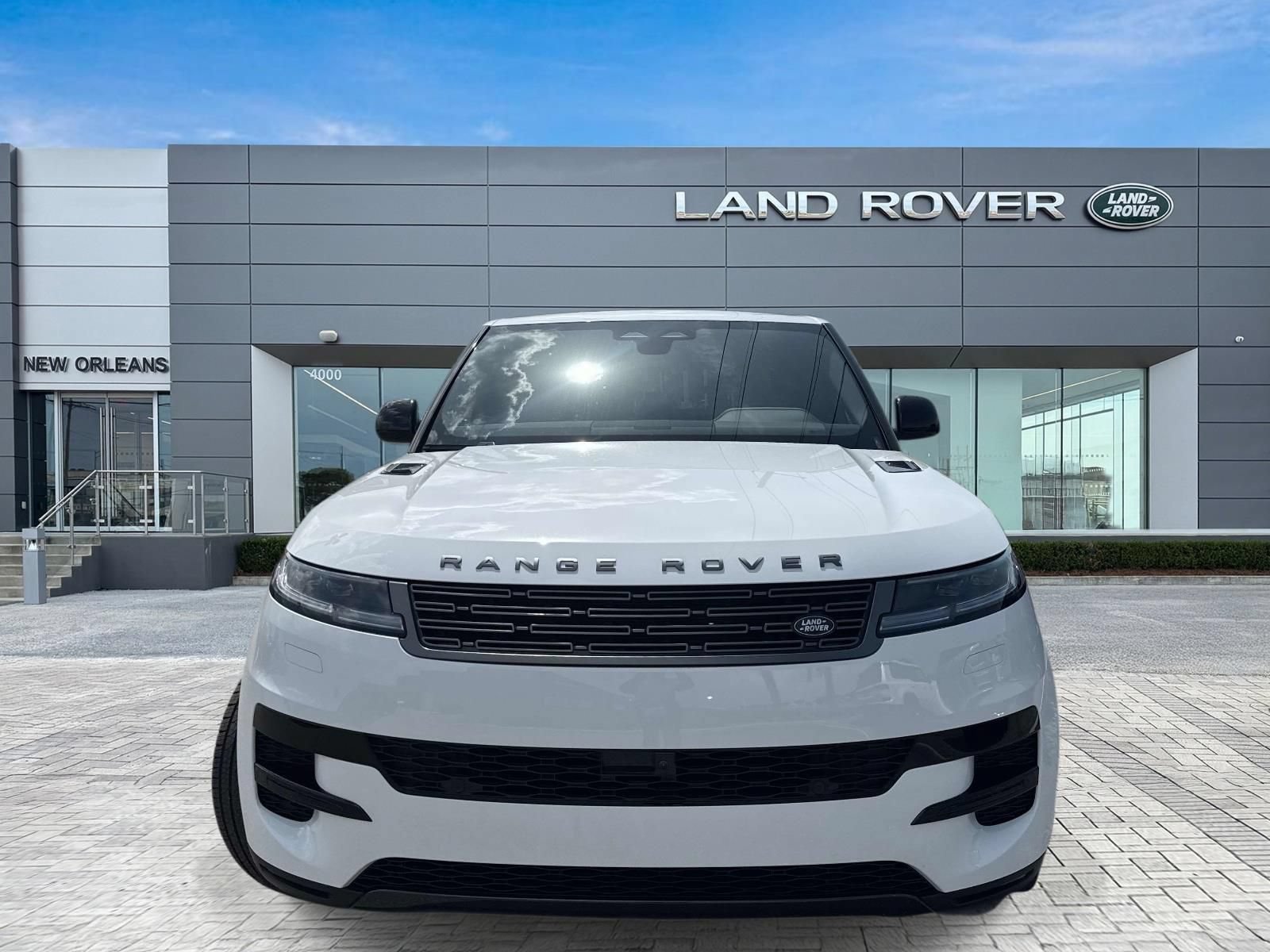 New 2026 Land Rover Range Rover Sport SE AWD/4WD image 4