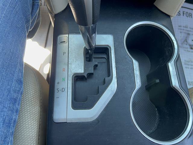 Used 2012 Toyota Camry LE FWD image 28