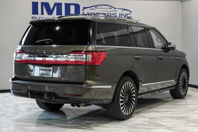 Used 2020 Lincoln Navigator Black Label w/ Cargo Convenience Package AWD/4WD image 12