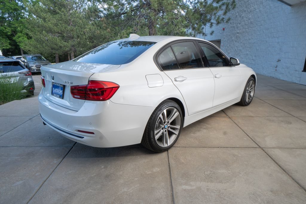 Used 2016 BMW 328i xDrive Sedan AWD/4WD image 6