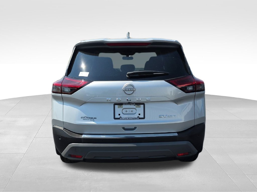 Used 2023 Nissan Rogue SV AWD/4WD image 5