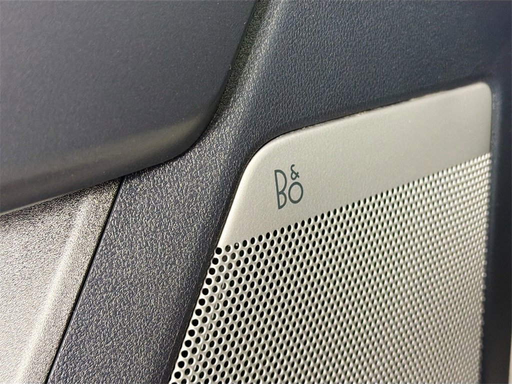 Used 2024 Ford F250 Lariat w/ Lariat Ultimate Package image 18