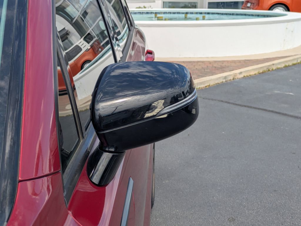 Used 2023 Kia Sorento SX image 13