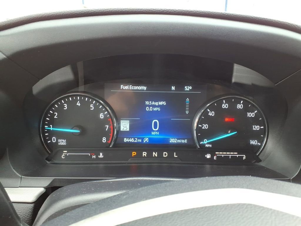 Used 2024 Ford Explorer XLT w/ Equipment Group 202A AWD/4WD image 20