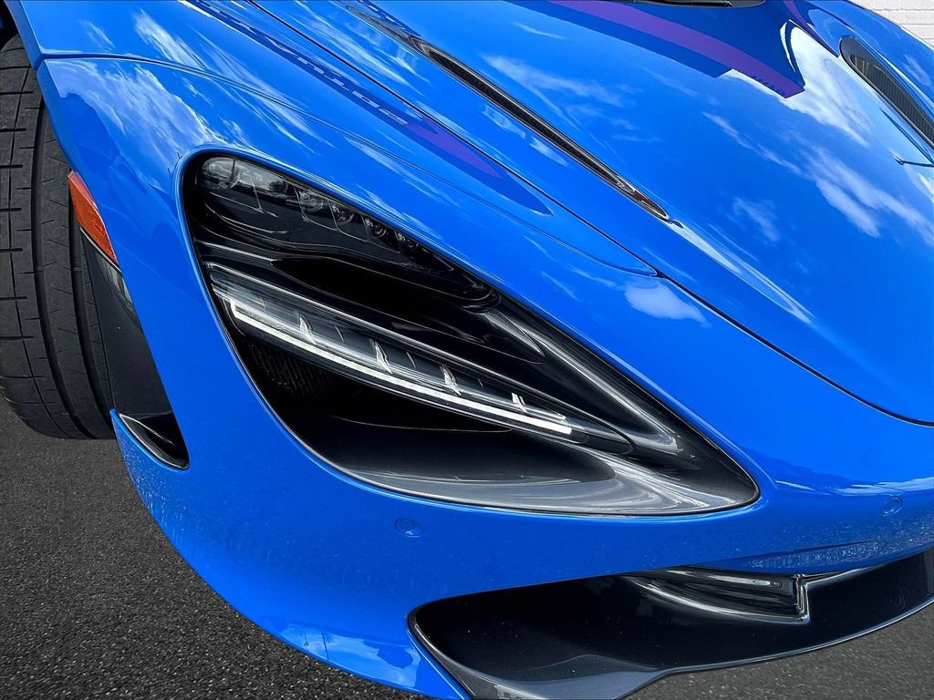 Used 2020 McLaren 720S Performance RWD image 18