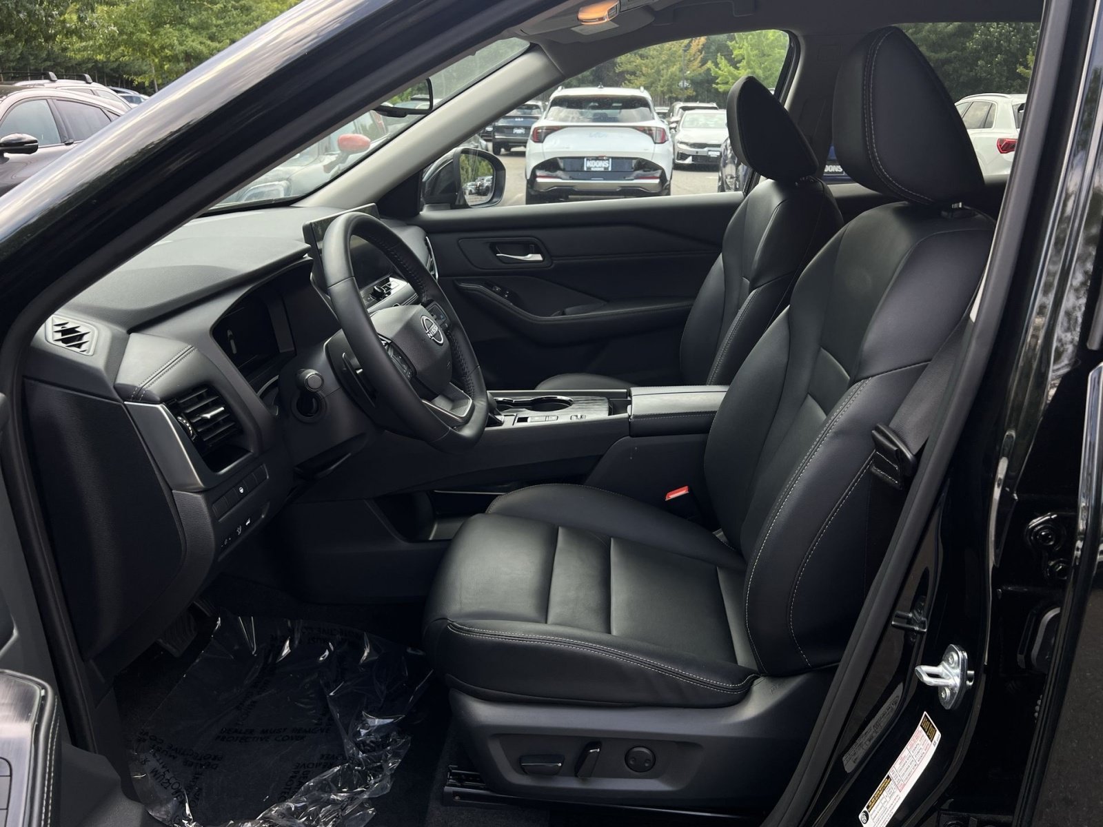 Used 2026 Nissan Rogue SL FWD image 18