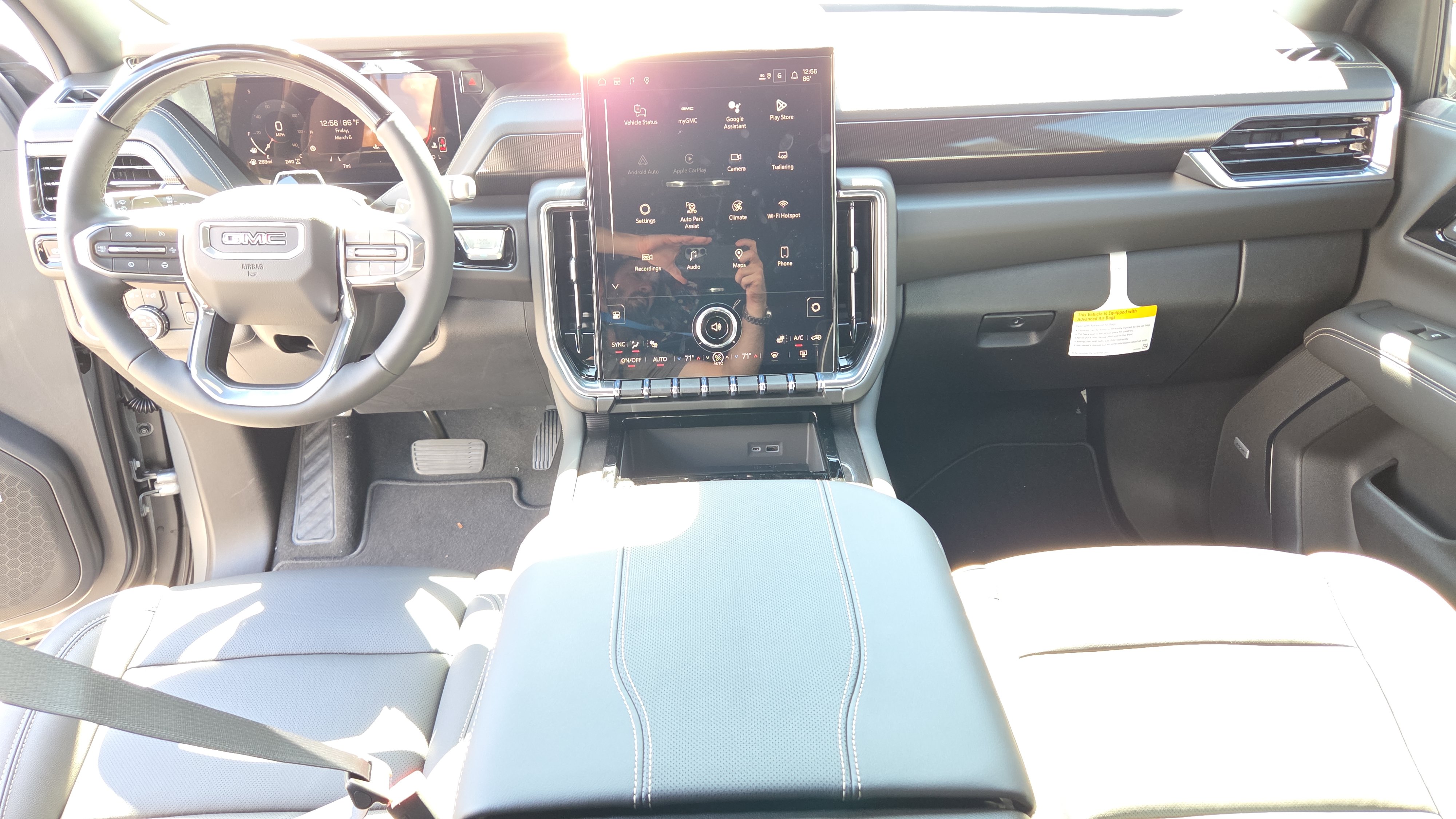 New 2026 GMC Yukon XL Elevation AWD/4WD image 19