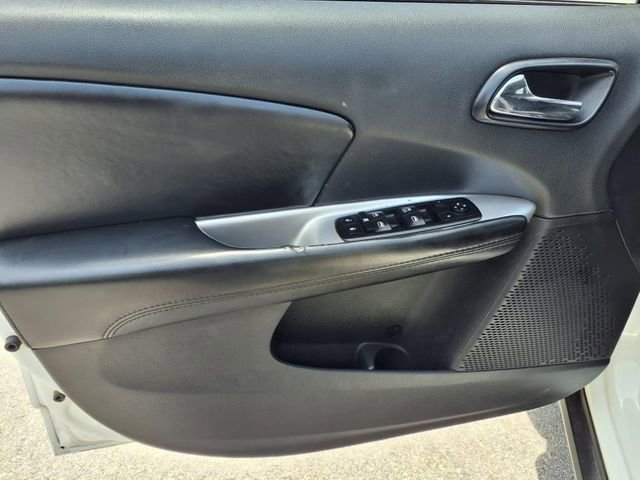 Used 2018 Dodge Journey SE w/ Popular Equipment Group FWD image 12