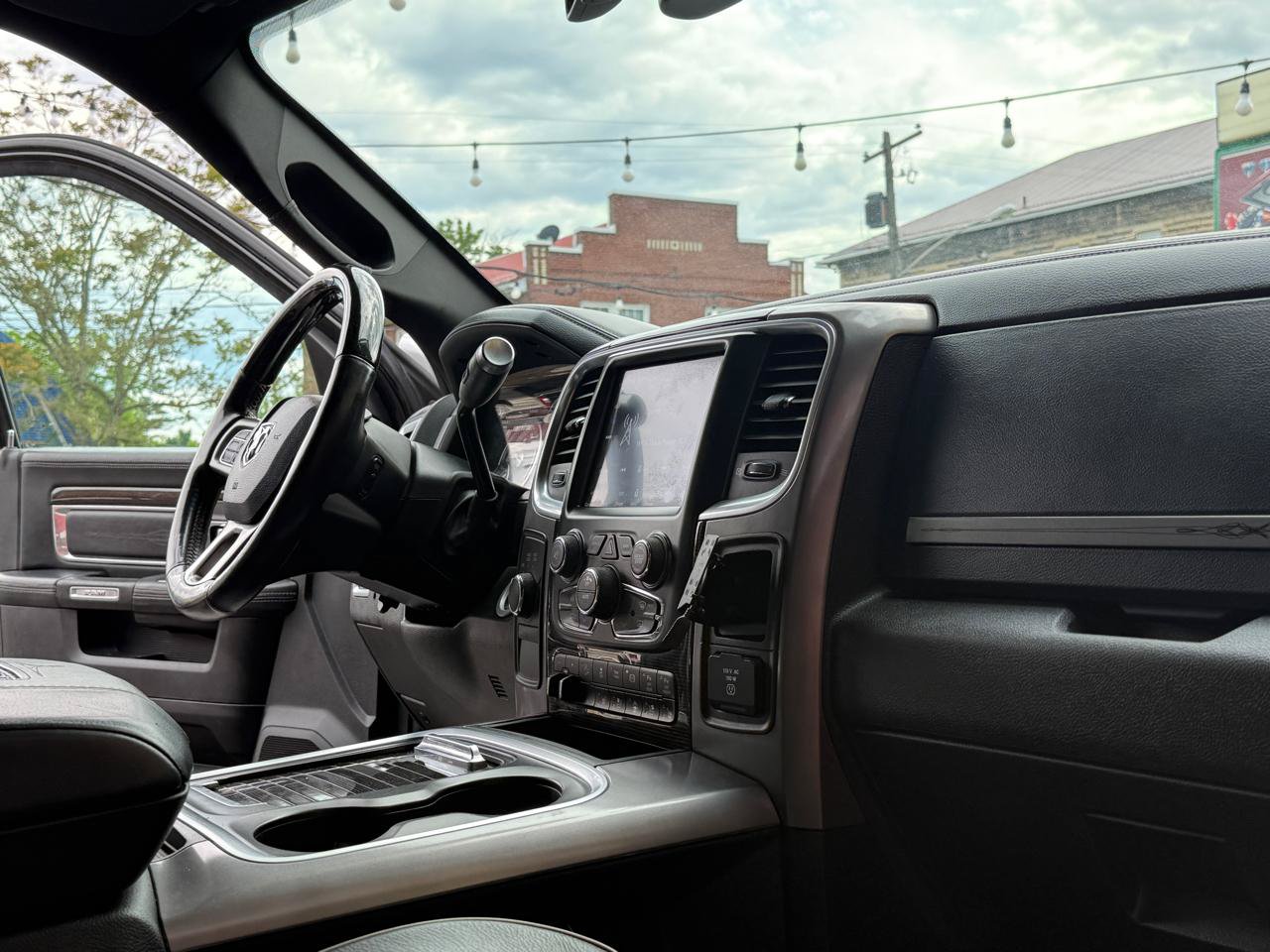Used 2018 RAM 2500 Limited AWD/4WD image 22