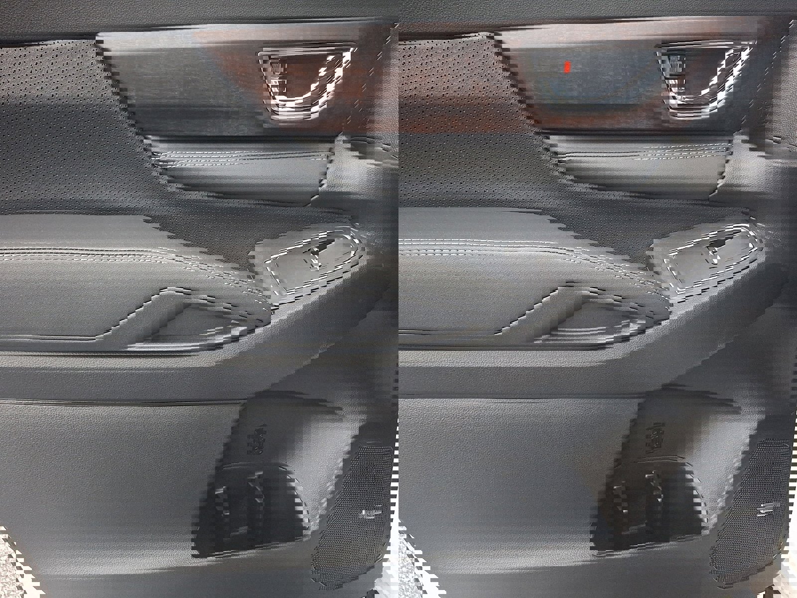 Certified 2025 Subaru Ascent Touring image 12