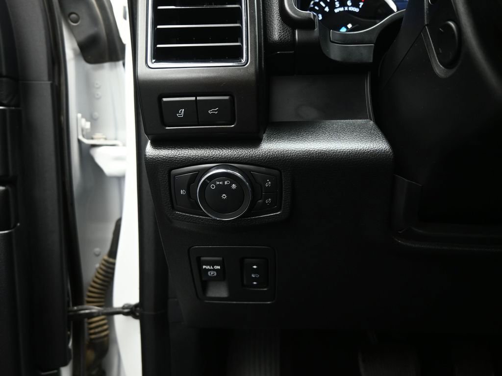 Certified 2021 Ford Expedition Max Limited image 12