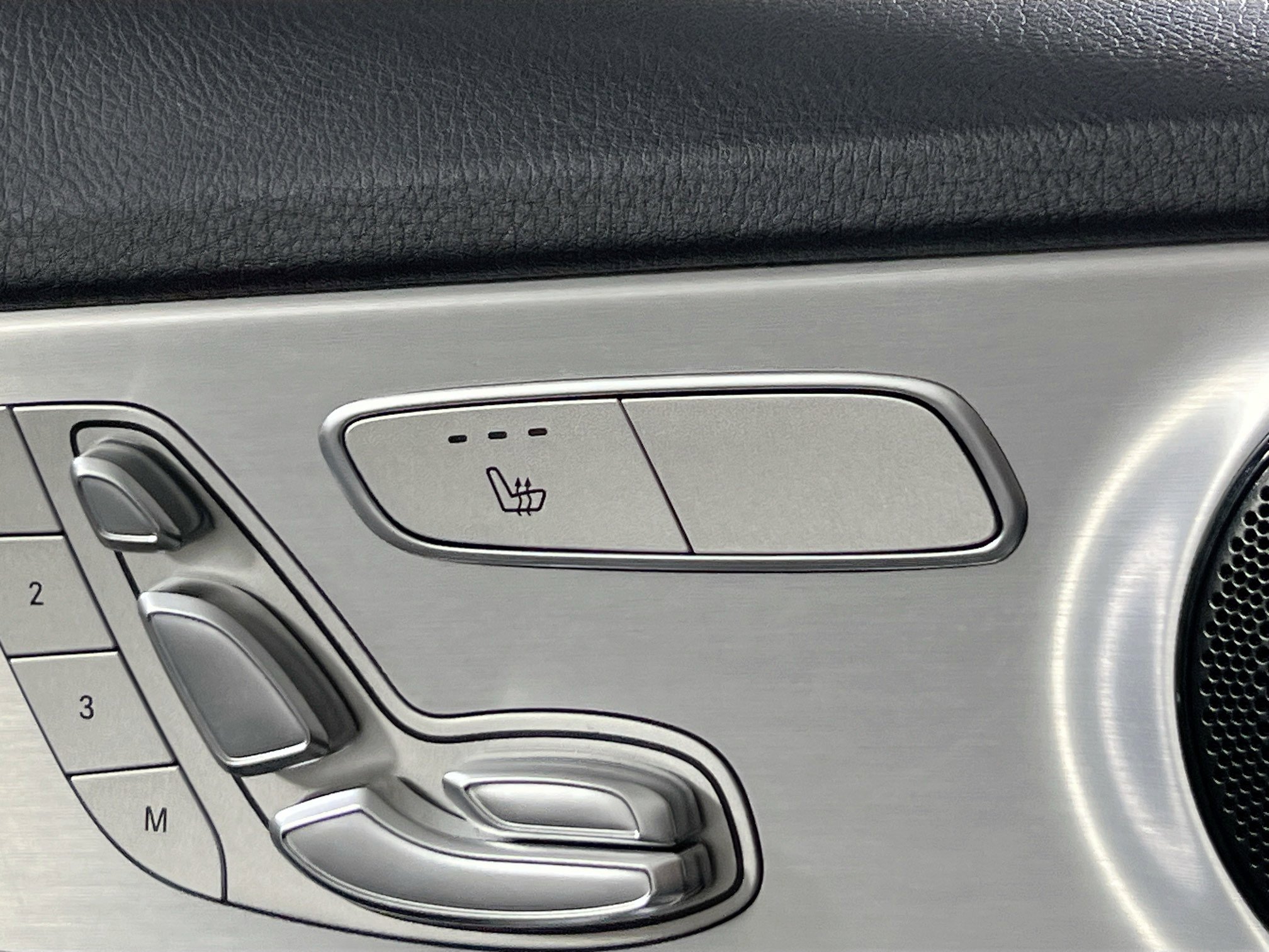 Used 2018 Mercedes-Benz C 300 4MATIC Sedan image 19