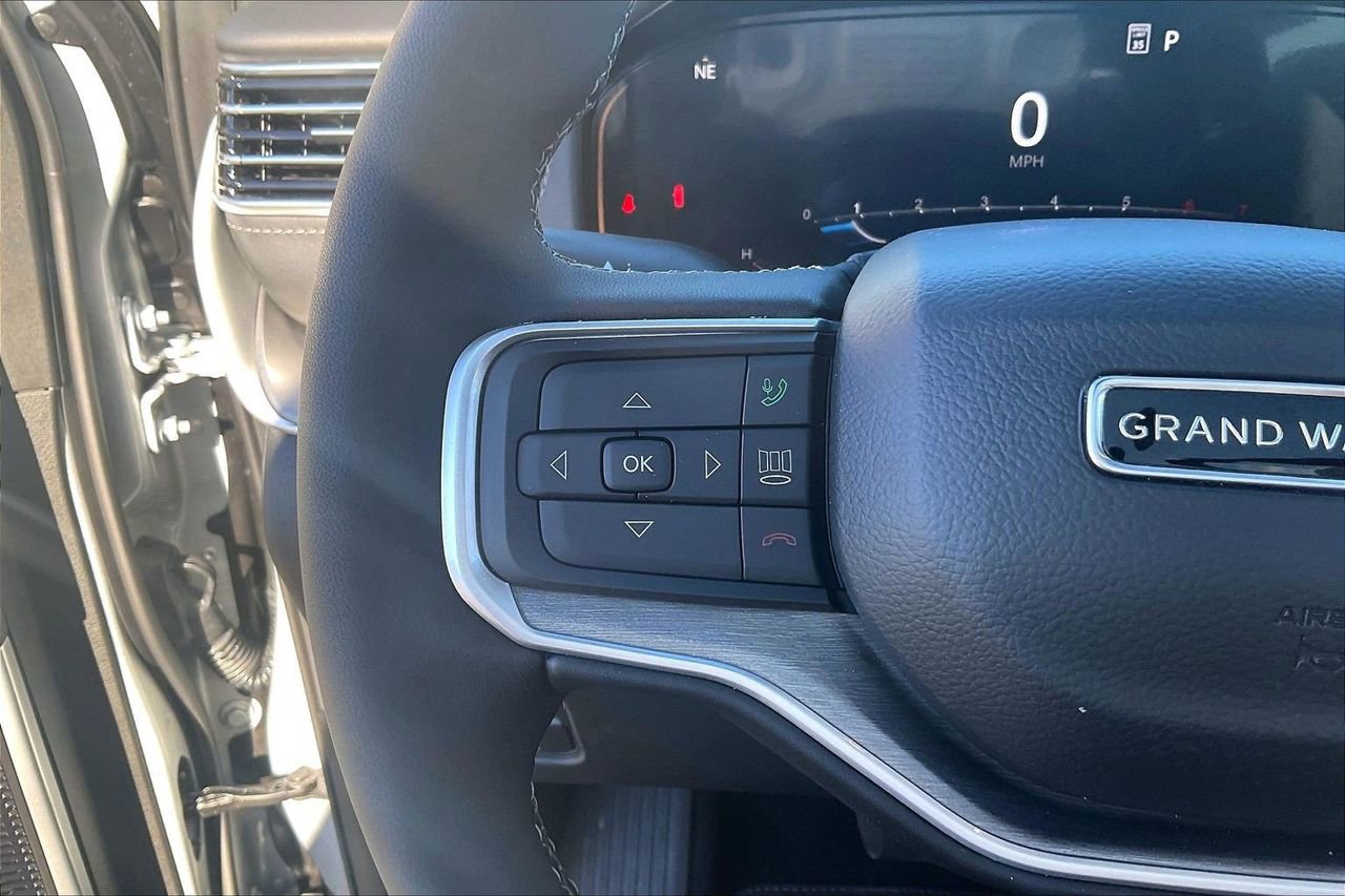 New 2026 Jeep Grand Wagoneer Limited AWD/4WD image 31