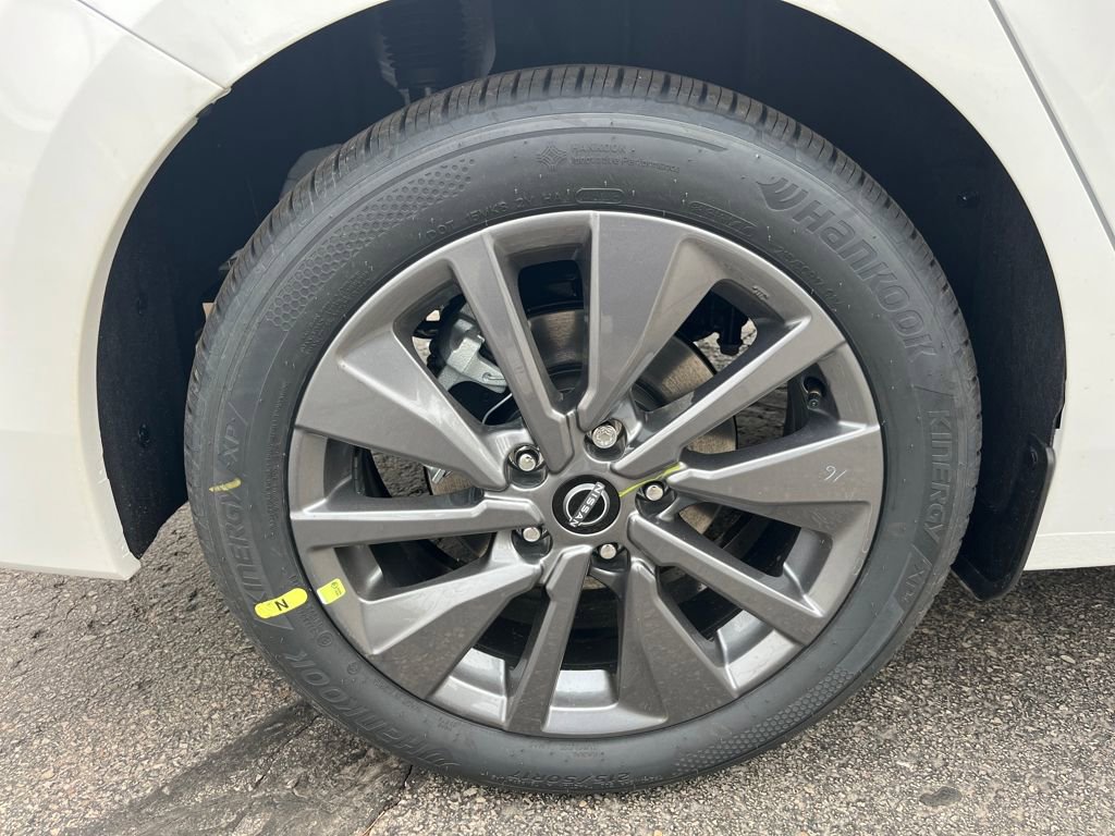 New 2026 Nissan Sentra SL w/ Floor Mat Package image 12