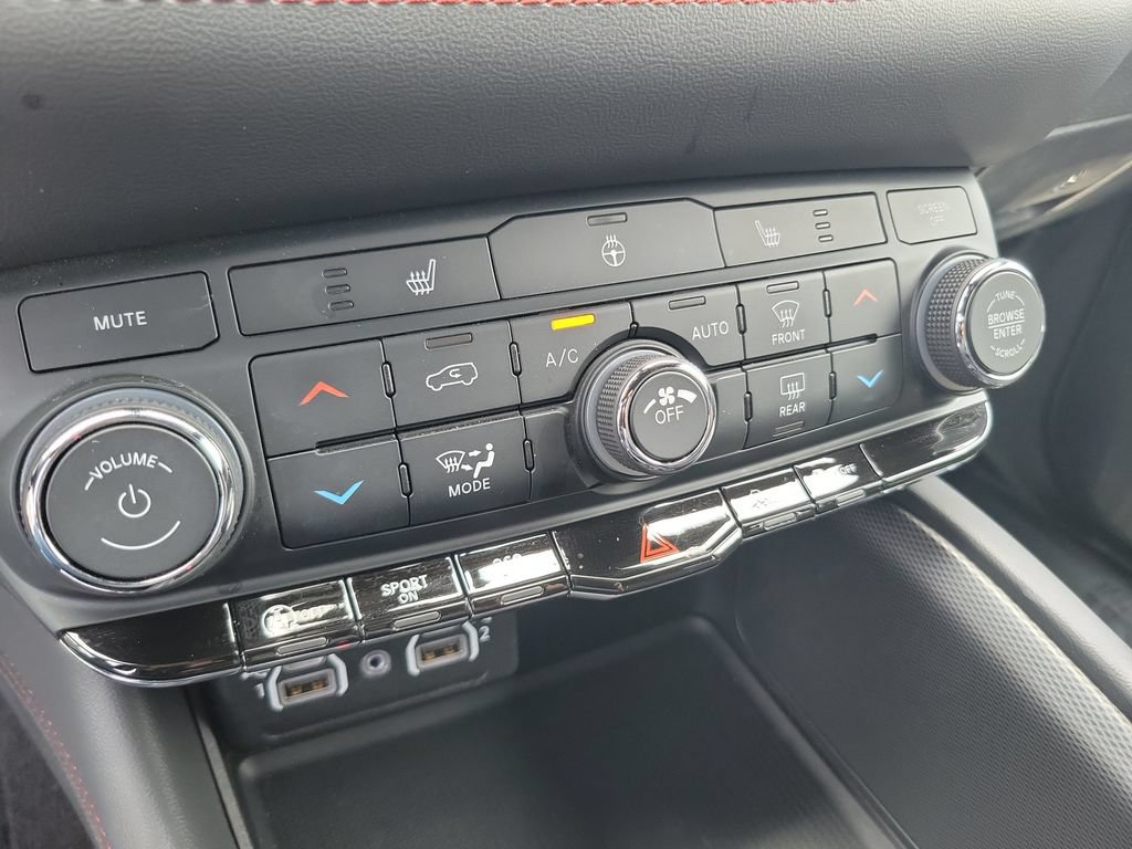 Used 2026 Dodge Durango GT RWD image 27