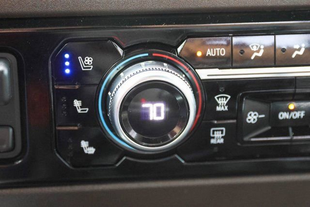 Used 2024 GMC Sierra 1500 SLT w/ SLT Premium Package image 27