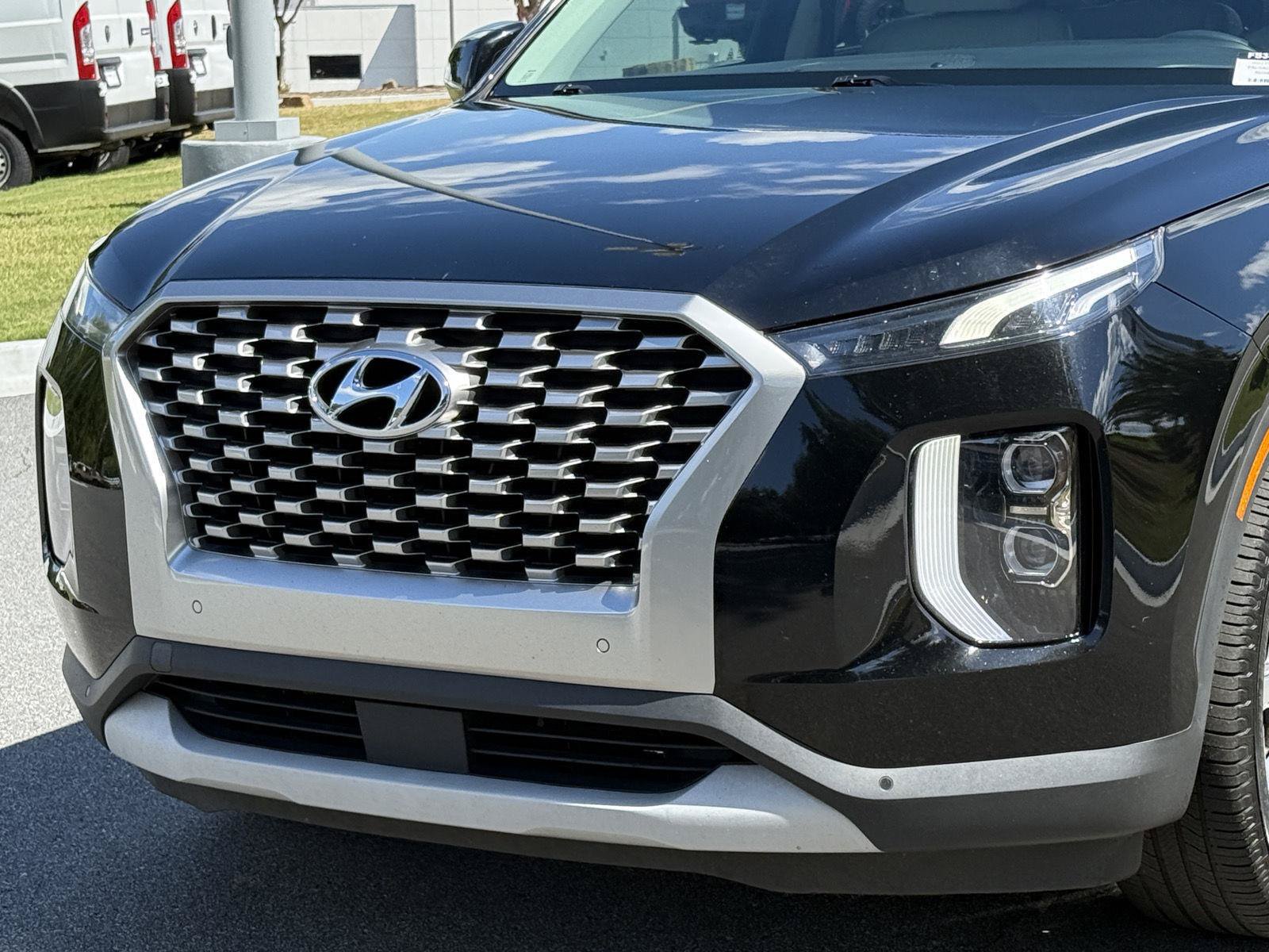 Used 2022 Hyundai Palisade SEL w/ Premium Package FWD image 9