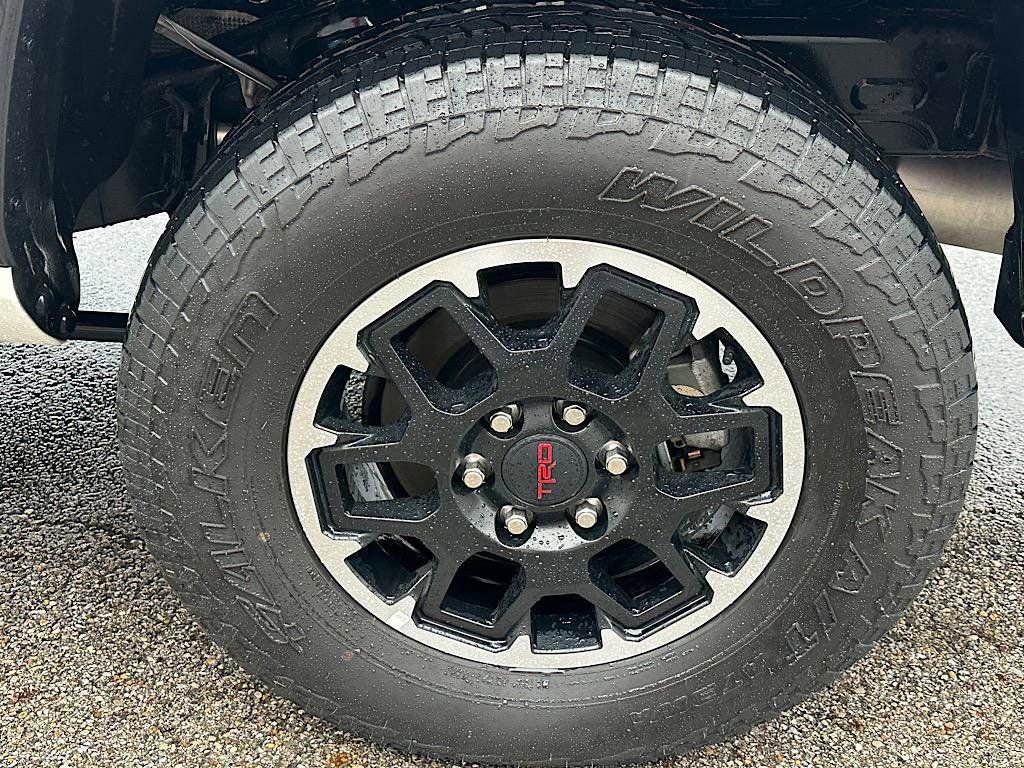 Certified 2024 Toyota Tacoma TRD Off-Road w/ TRD Off Road Premium Package image 28