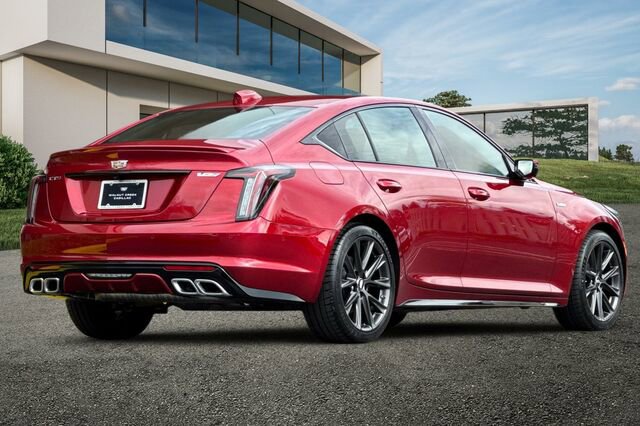 New 2026 Cadillac CT5 V image 4