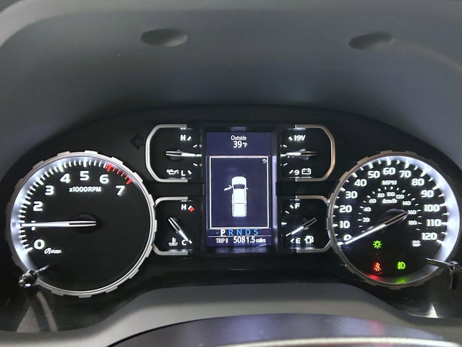 Used 2019 Toyota Tundra SR5 image 14