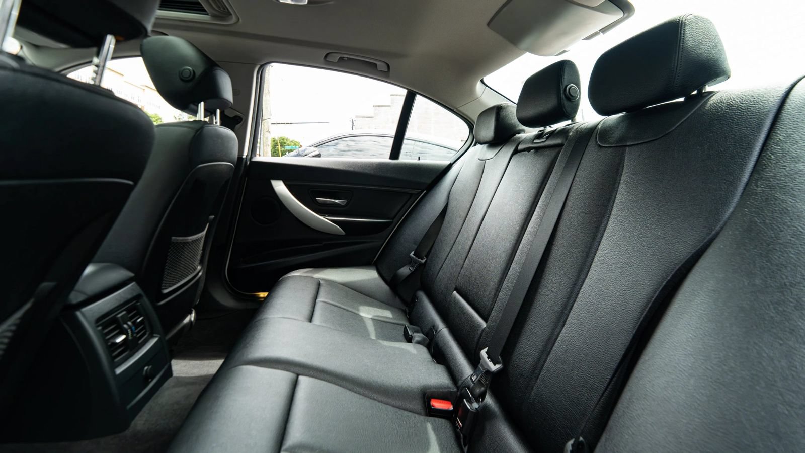 Used 2013 BMW 328i xDrive Sedan AWD/4WD image 22