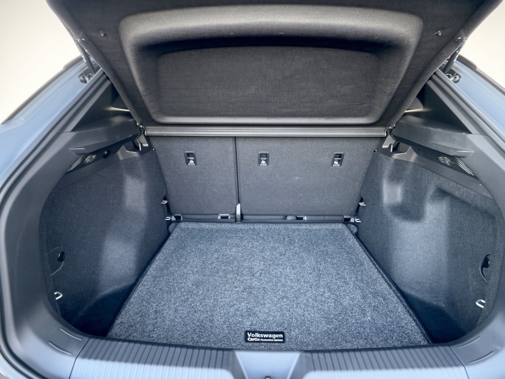 Certified 2024 Volkswagen ID.4 2WD image 28