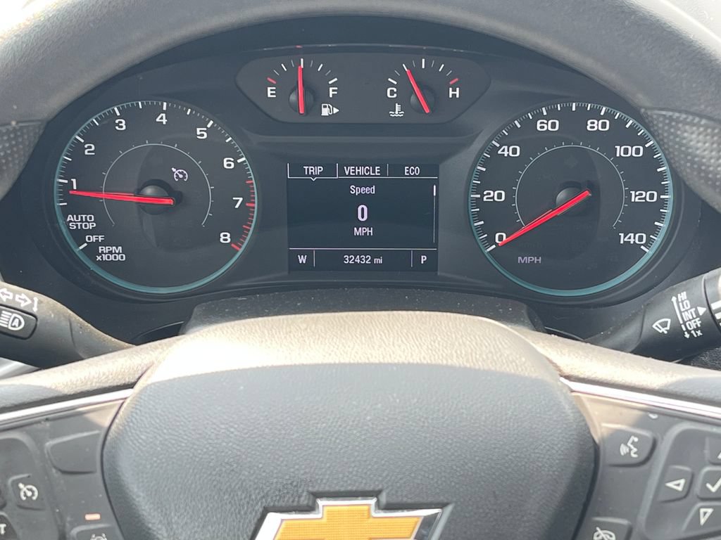 Used 2025 Chevrolet Malibu LT FWD image 12