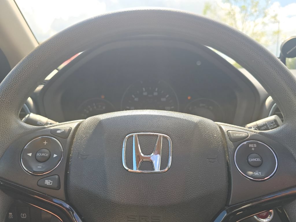 Used 2017 Honda HR-V EX image 24