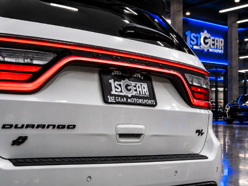 Used 2022 Dodge Durango R/T w/ Tow 'N Go Group AWD/4WD image 15