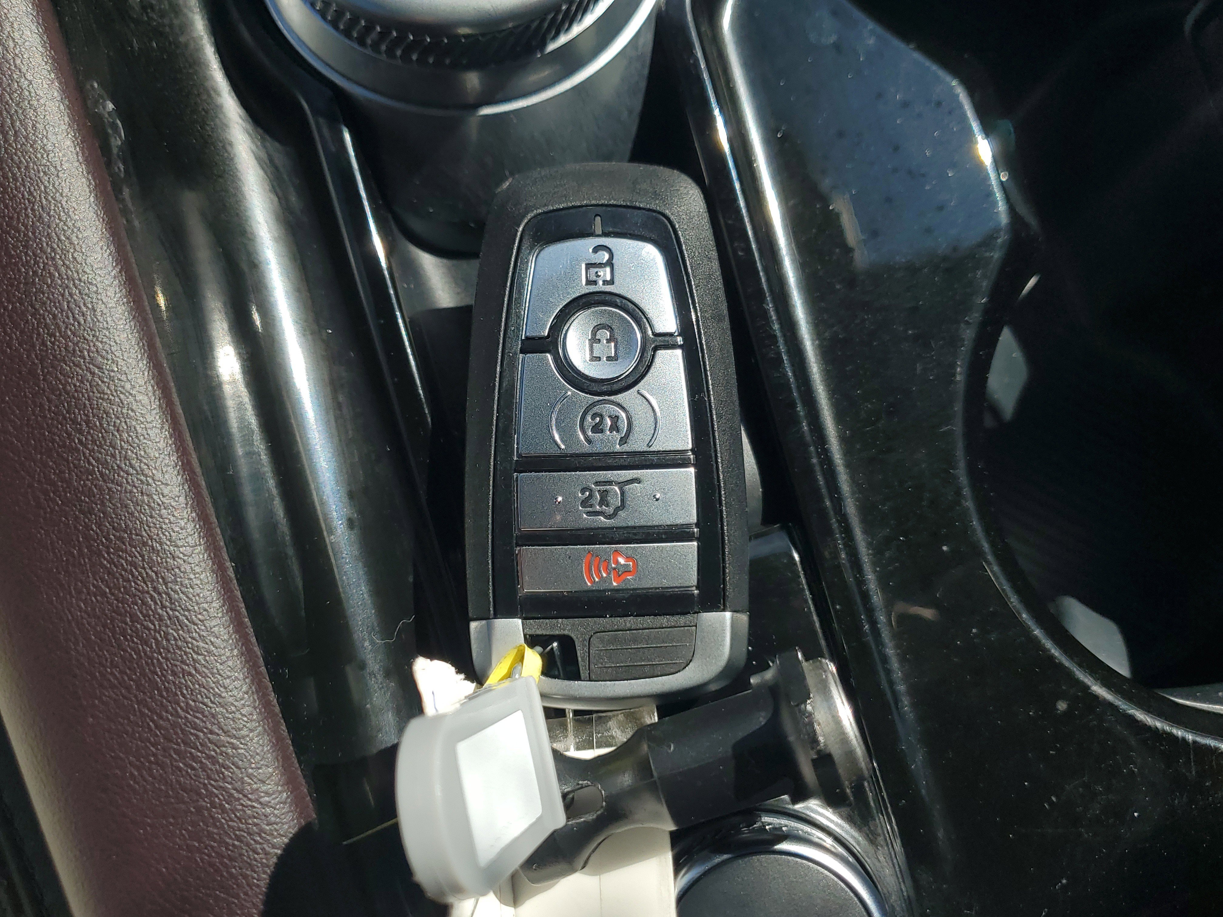 Certified 2025 Ford Explorer Platinum w/ Ultimate Package image 31