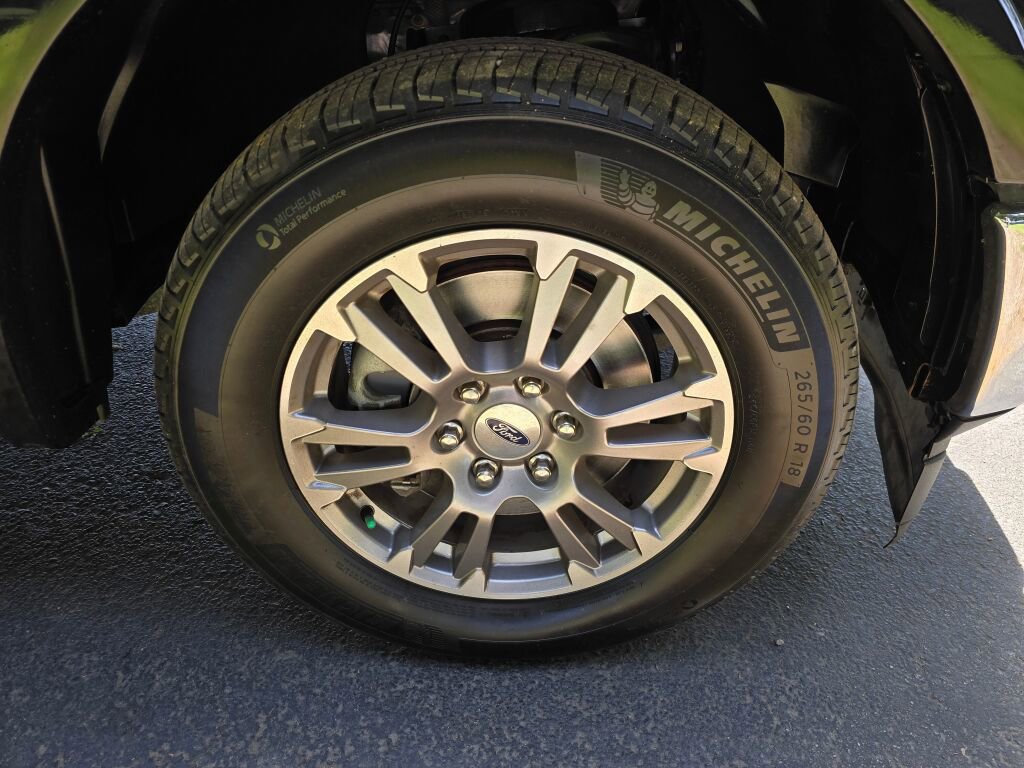 Used 2020 Ford F150 Lariat image 11