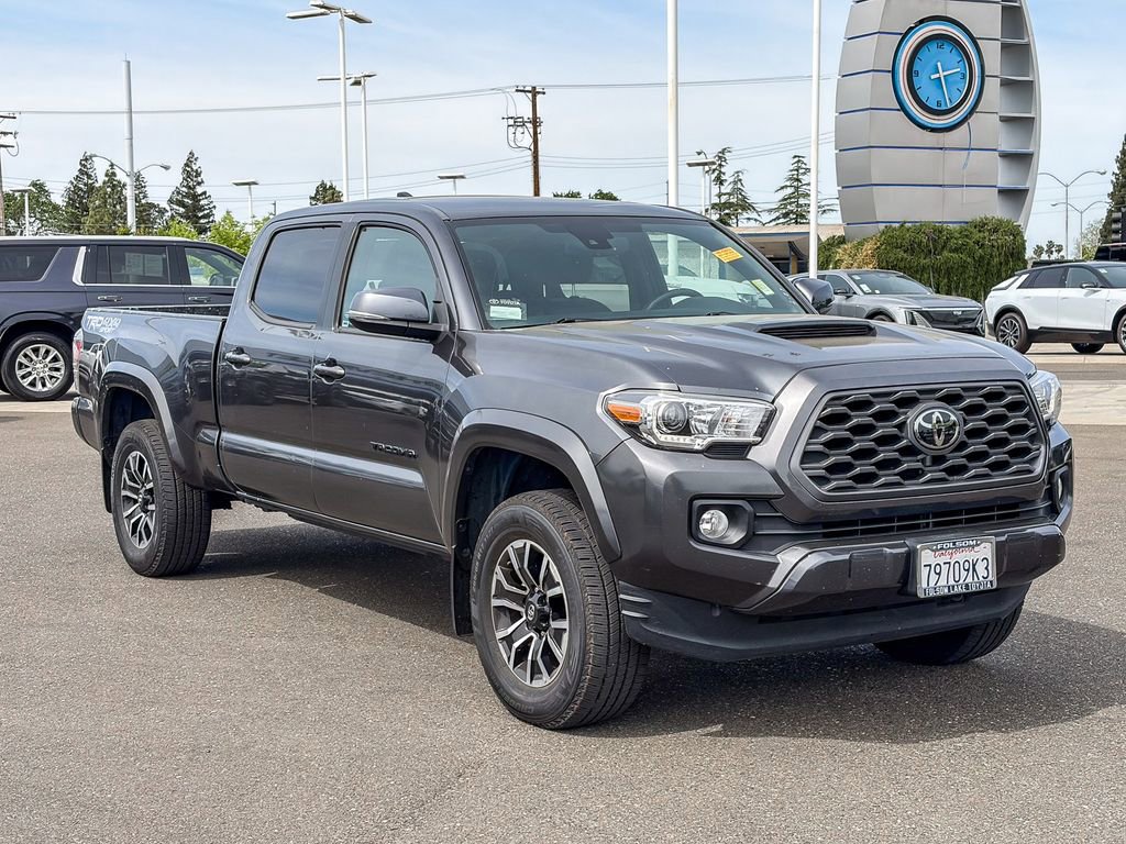 Used 2022 Toyota Tacoma TRD Sport w/ TRD Premium Sport Package image 5