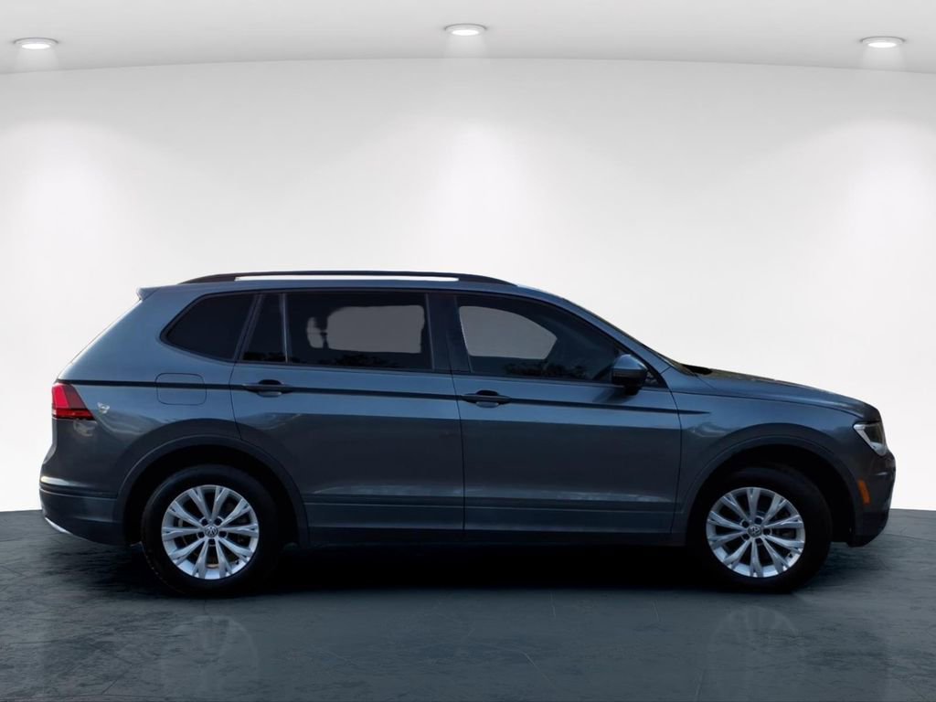 Used 2020 Volkswagen Tiguan S image 7