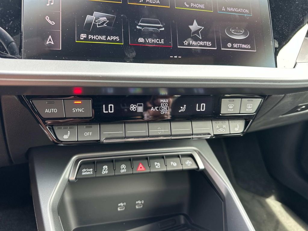New 2025 Audi A3 2.0T Premium image 23