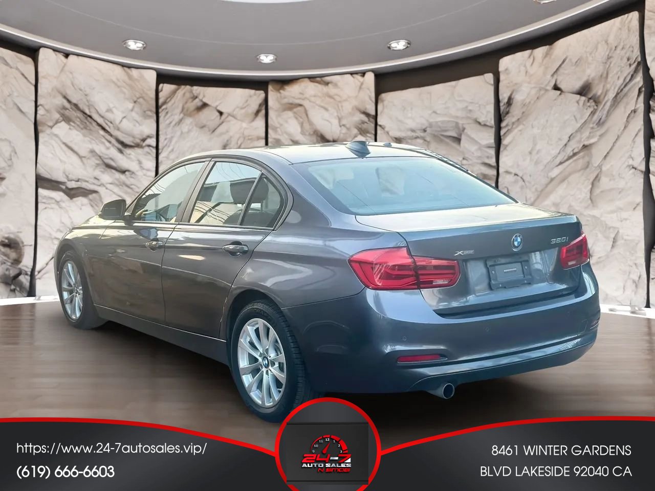 Used 2017 BMW 320i xDrive Sedan AWD/4WD image 4