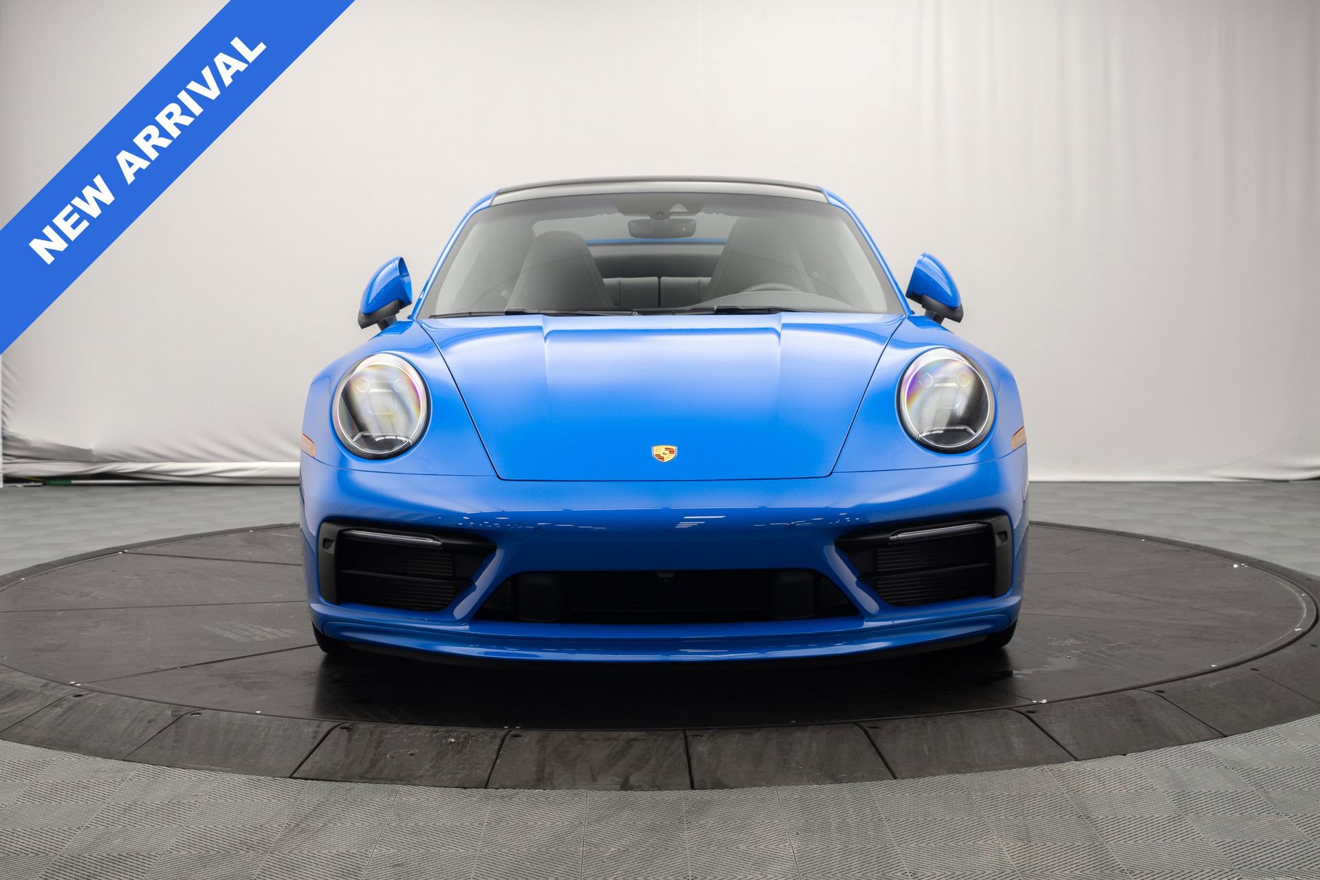 Used 2024 Porsche 911 Carrera S image 8