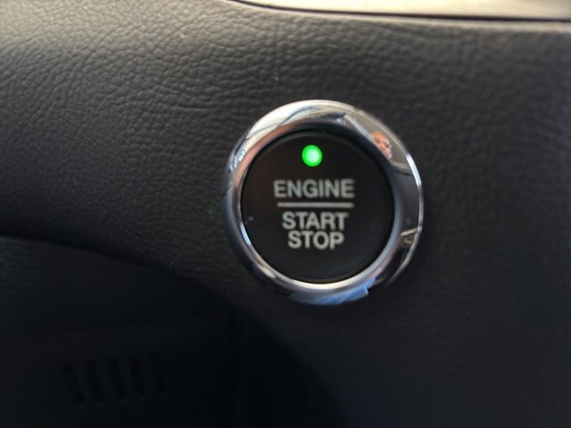 Used 2015 Ford Edge SEL w/ Equipment Group 201A image 32