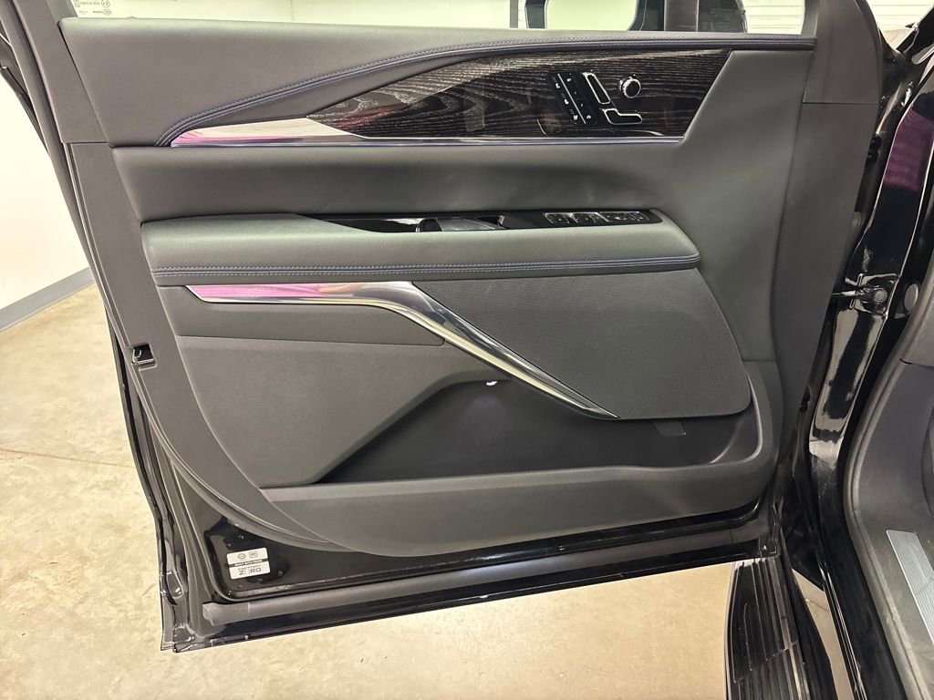 New 2025 Cadillac Escalade IQ Sport 1 w/ Smart Trailering package image 27