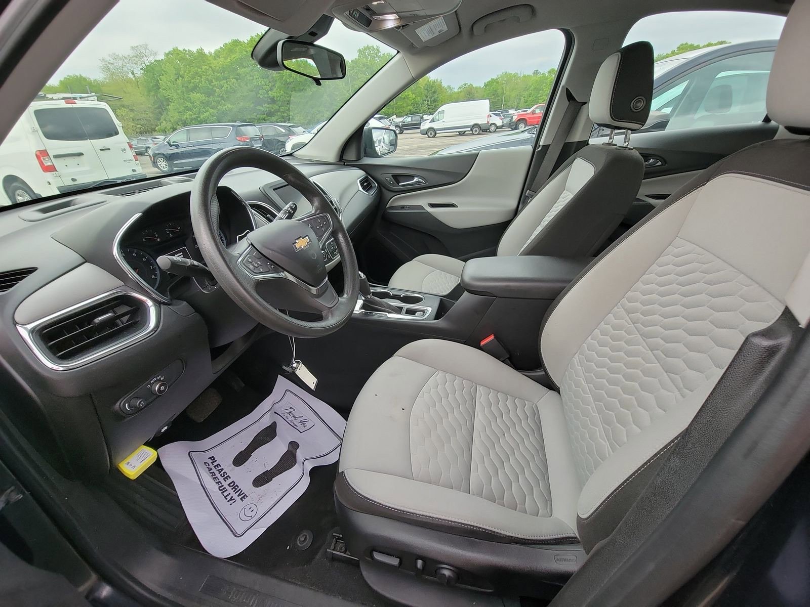 Used 2020 Chevrolet Equinox LS image 6