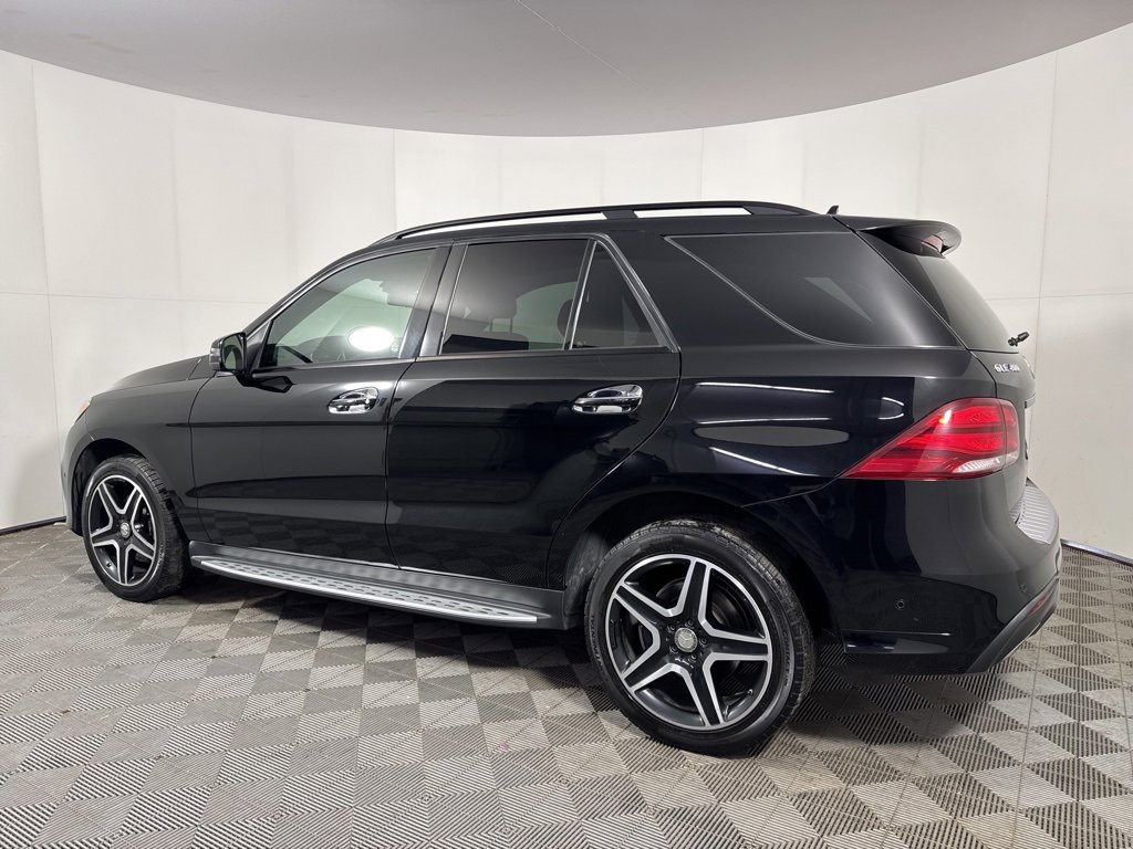 Certified 2016 Mercedes-Benz GLE 400 4MATIC image 3