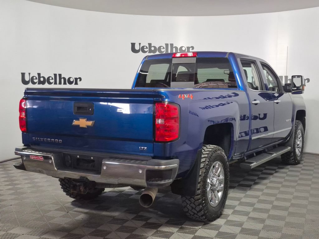 Used 2019 Chevrolet Silverado 3500 LTZ w/ Duramax Plus Package AWD/4WD image 7