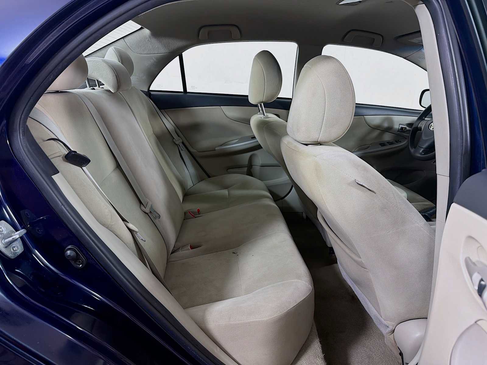 Used 2012 Toyota Corolla LE image 22