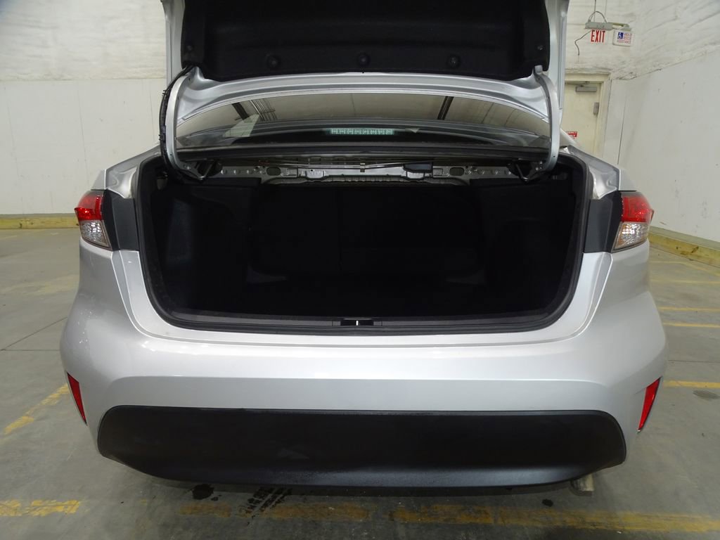Used 2023 Toyota Corolla LE image 13