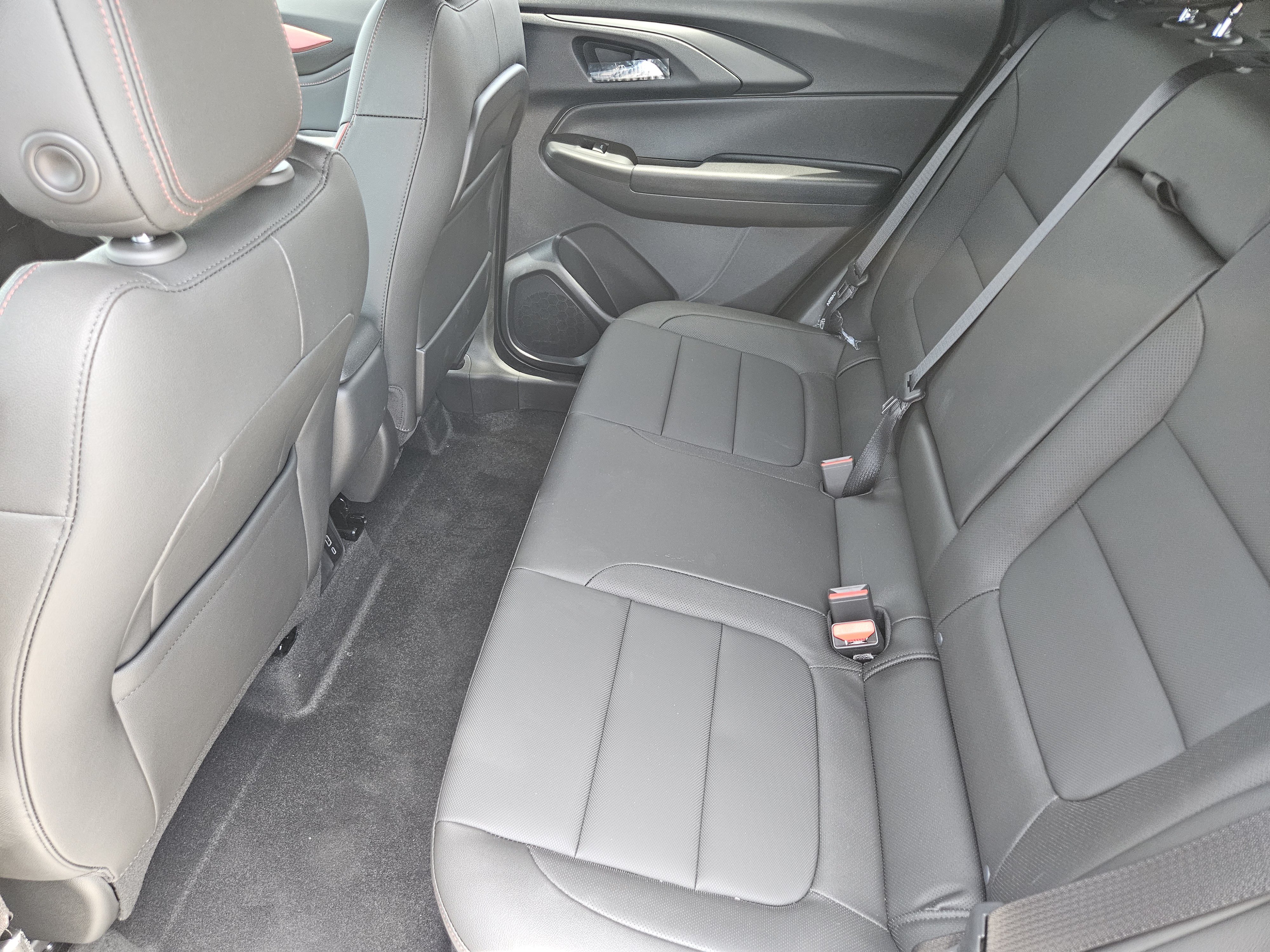 New 2026 Chevrolet TrailBlazer RS w/ Convenience Package FWD image 20