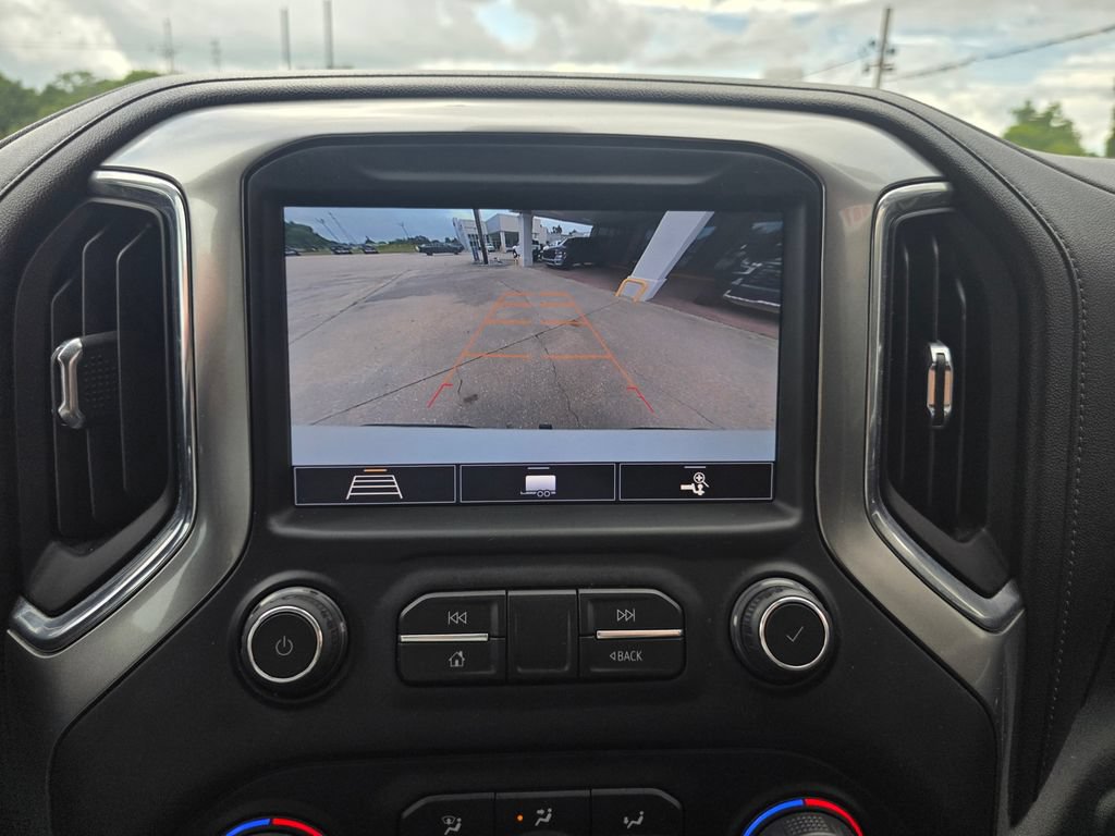 Used 2020 Chevrolet Silverado 1500 LT w/ Texas Edition RWD image 17