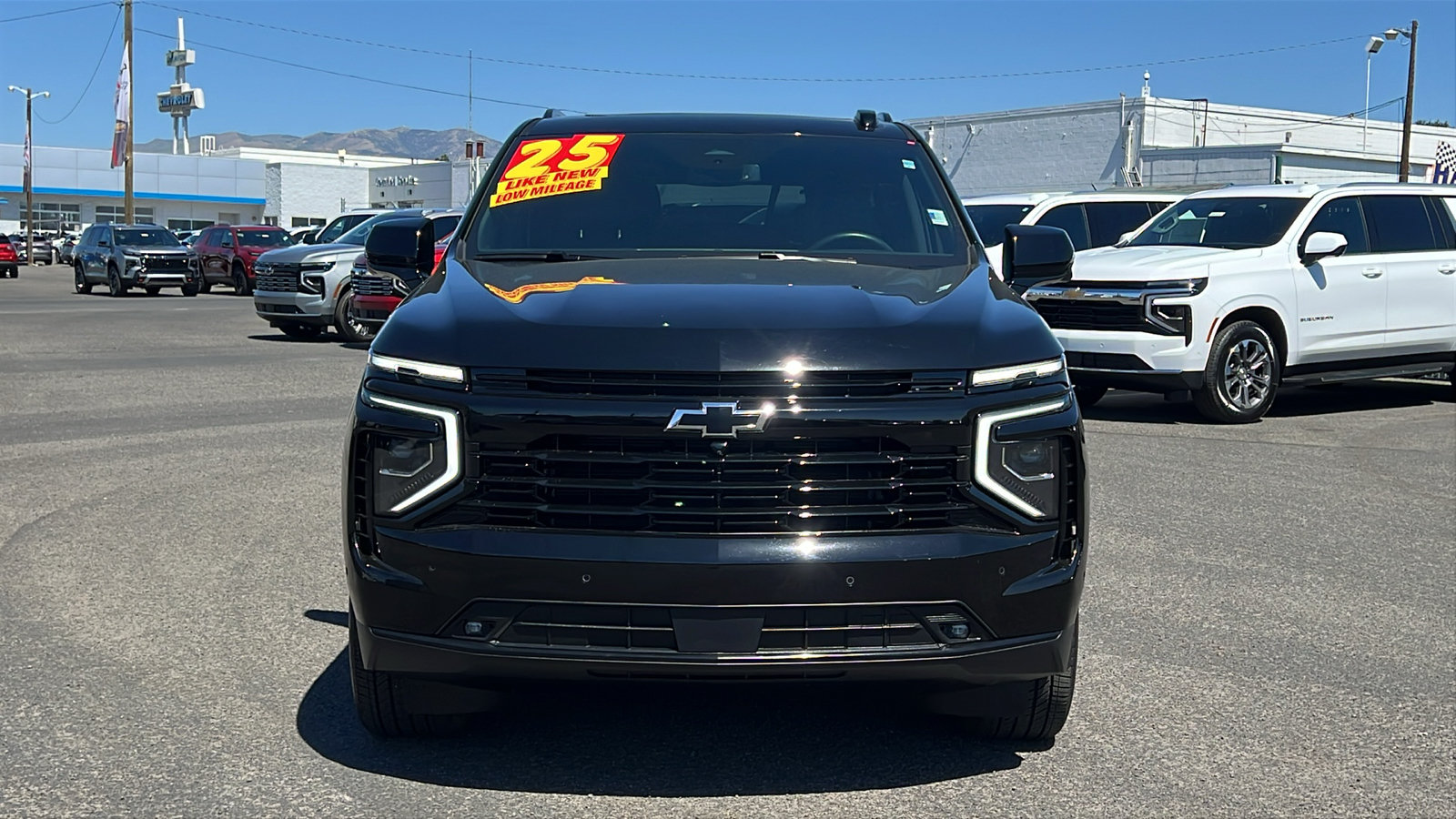 Certified 2025 Chevrolet Suburban RST w/ Comfort Package AWD/4WD image 2