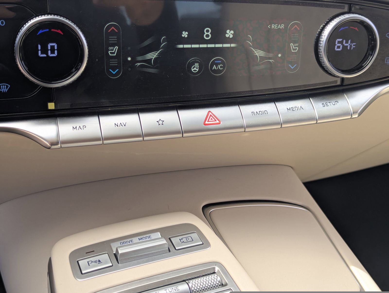 Used 2025 Genesis GV70 3.5T Sport w/ Sport Prestige Package image 25