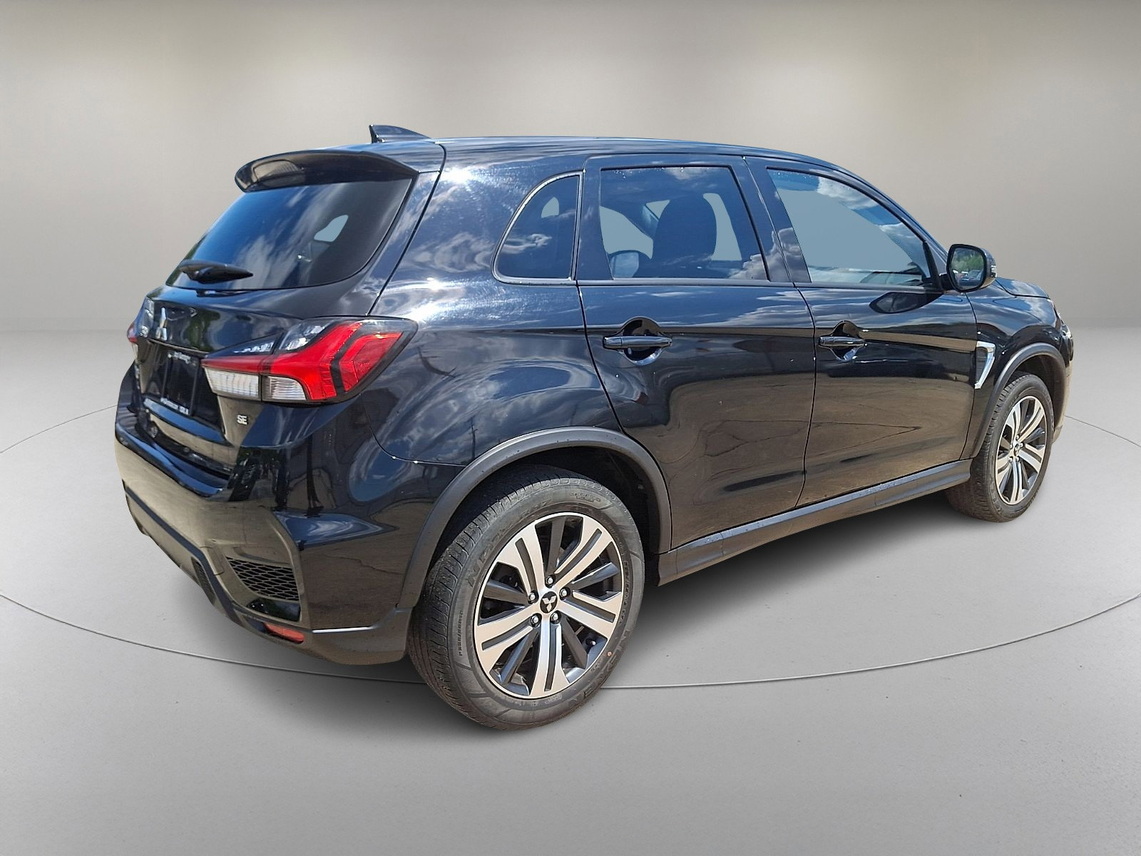 Used 2021 Mitsubishi Outlander Sport SE image 11