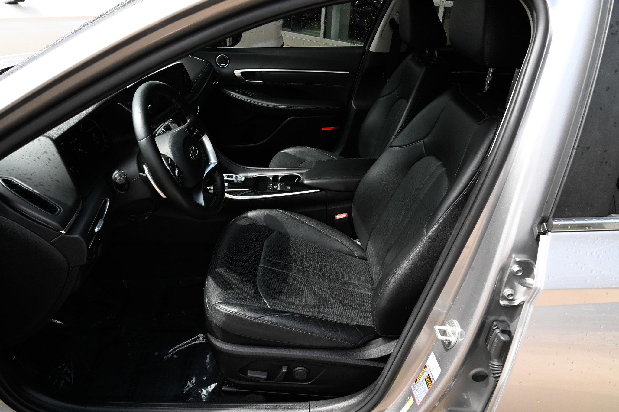 Used 2021 Hyundai Sonata Limited FWD image 17