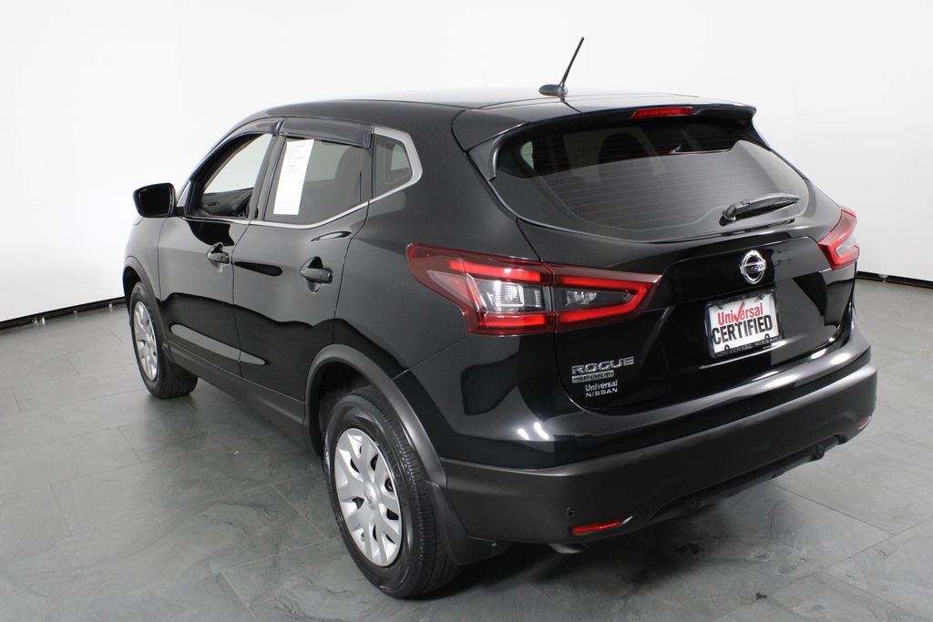 Certified 2020 Nissan Rogue Sport S image 4